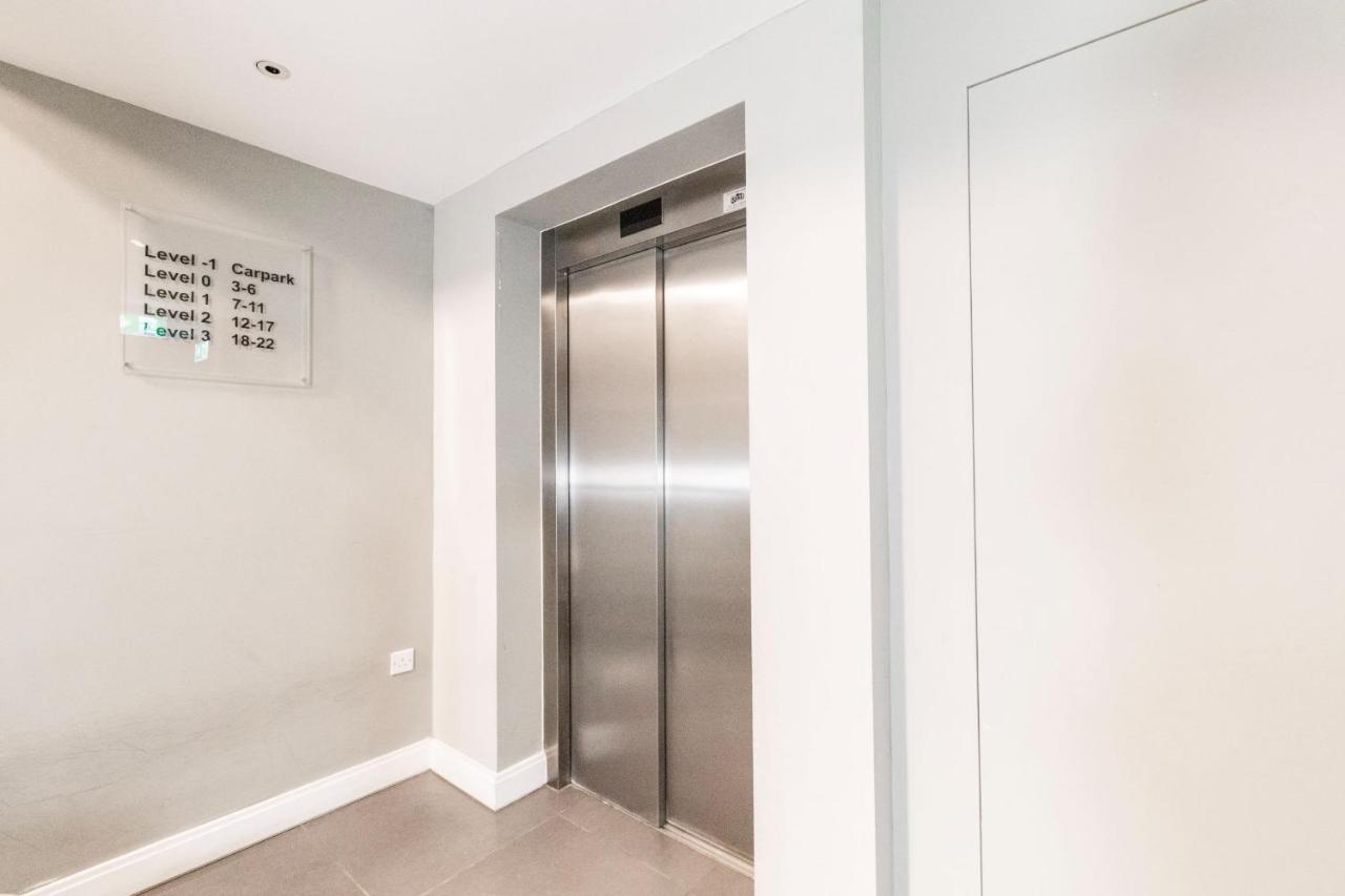 Westminster Abbey - 3Br - Cityapartmentstay لندن المظهر الخارجي الصورة
